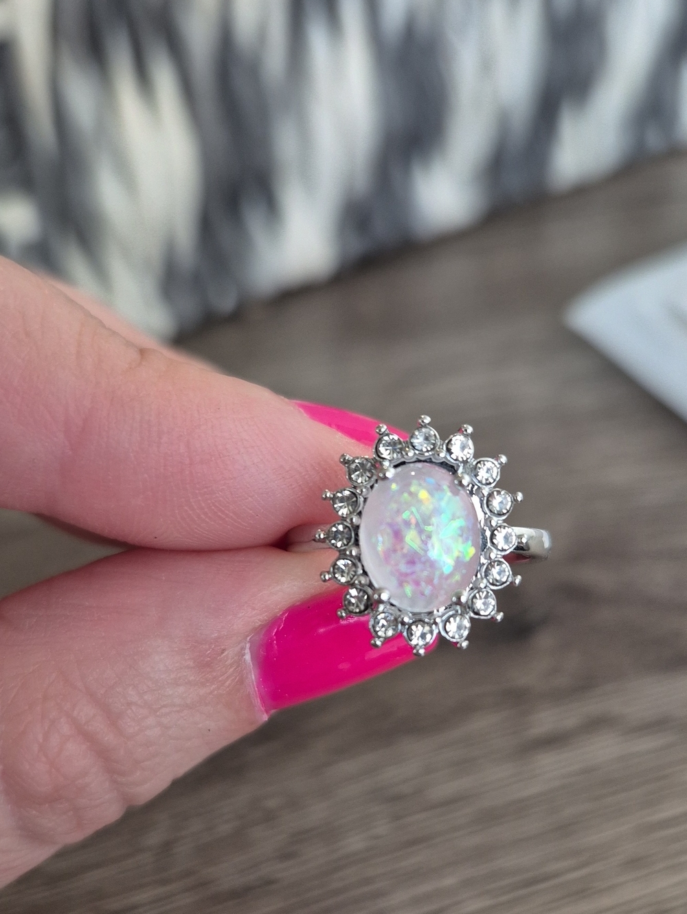 Large Opal Silver Tone Ring Cubic Zirconia Outer Accents Simple & Feminine sz 7